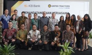 KB Bank menjalin kerja sama dengan United Tractors dalam penyaluran kredit pembelian alat berat